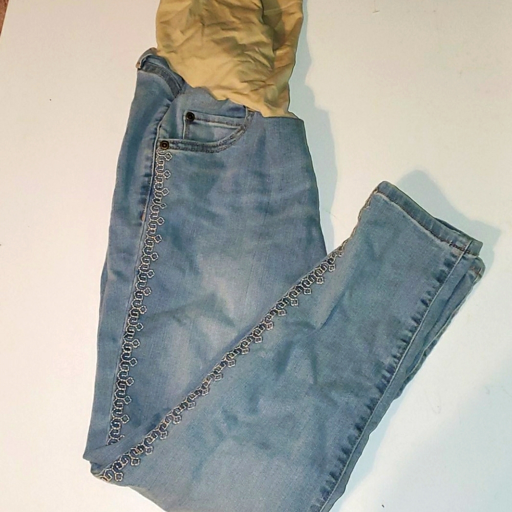 A-gow maternity denim strech jeans with high comfort high waistband